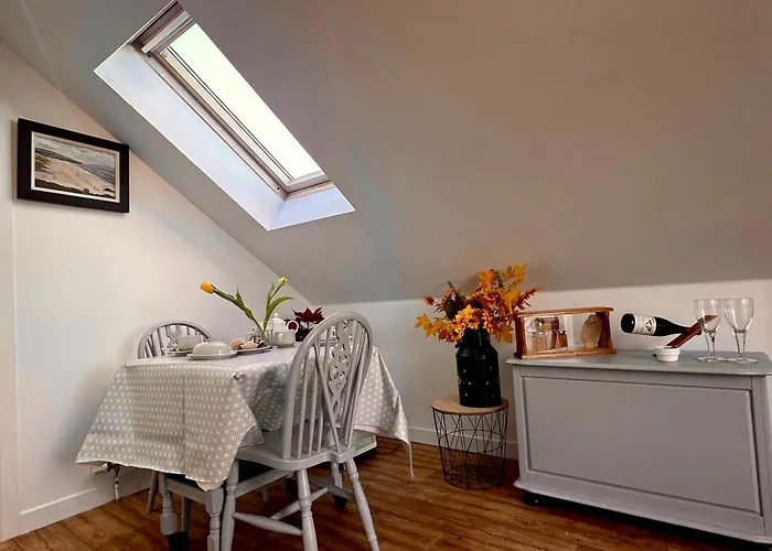 Islay View- Double Bed Apartment