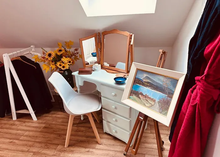 Islay View- Double Bed Apartment