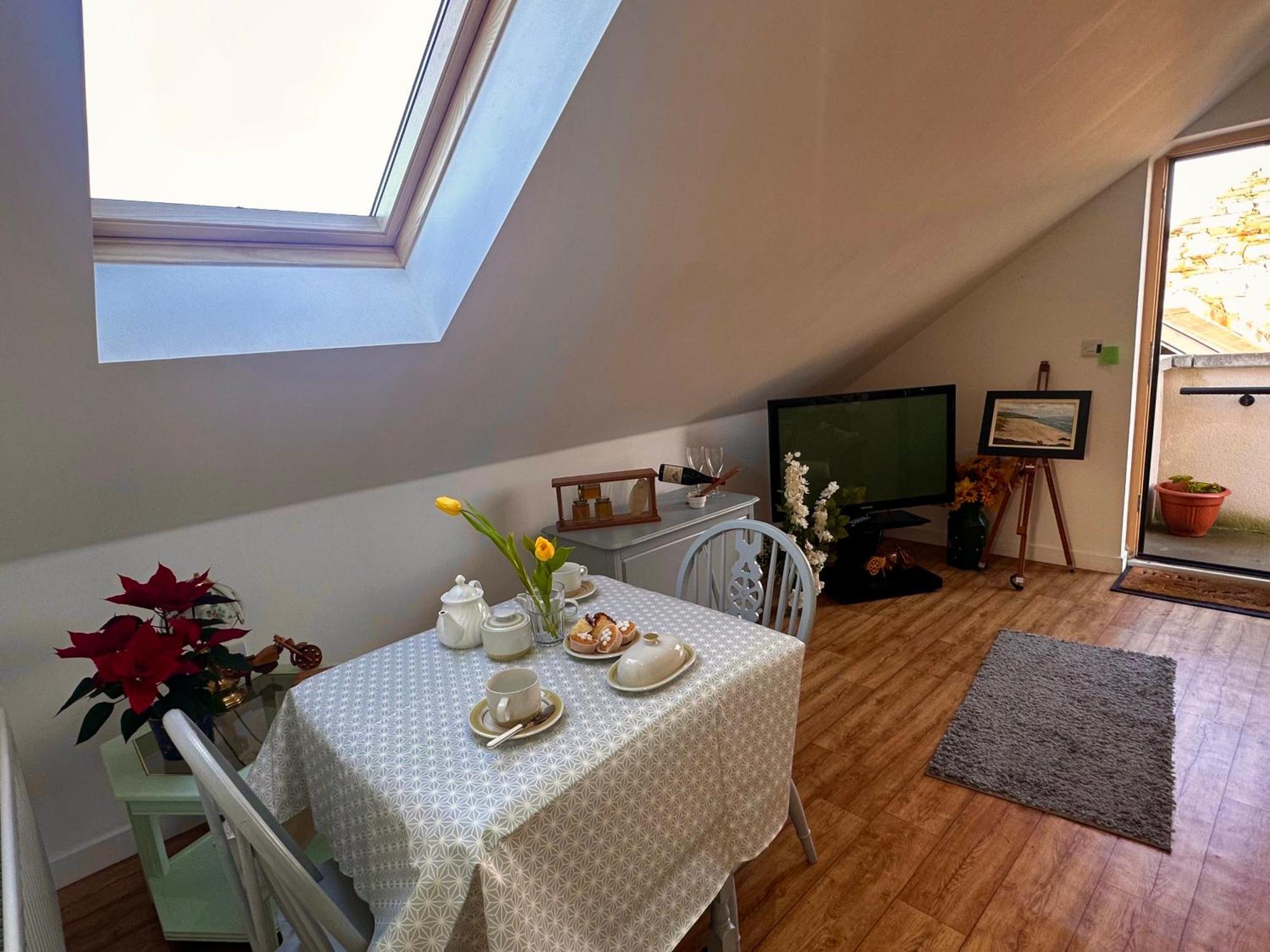 Islay View- Double Bed Apartment *