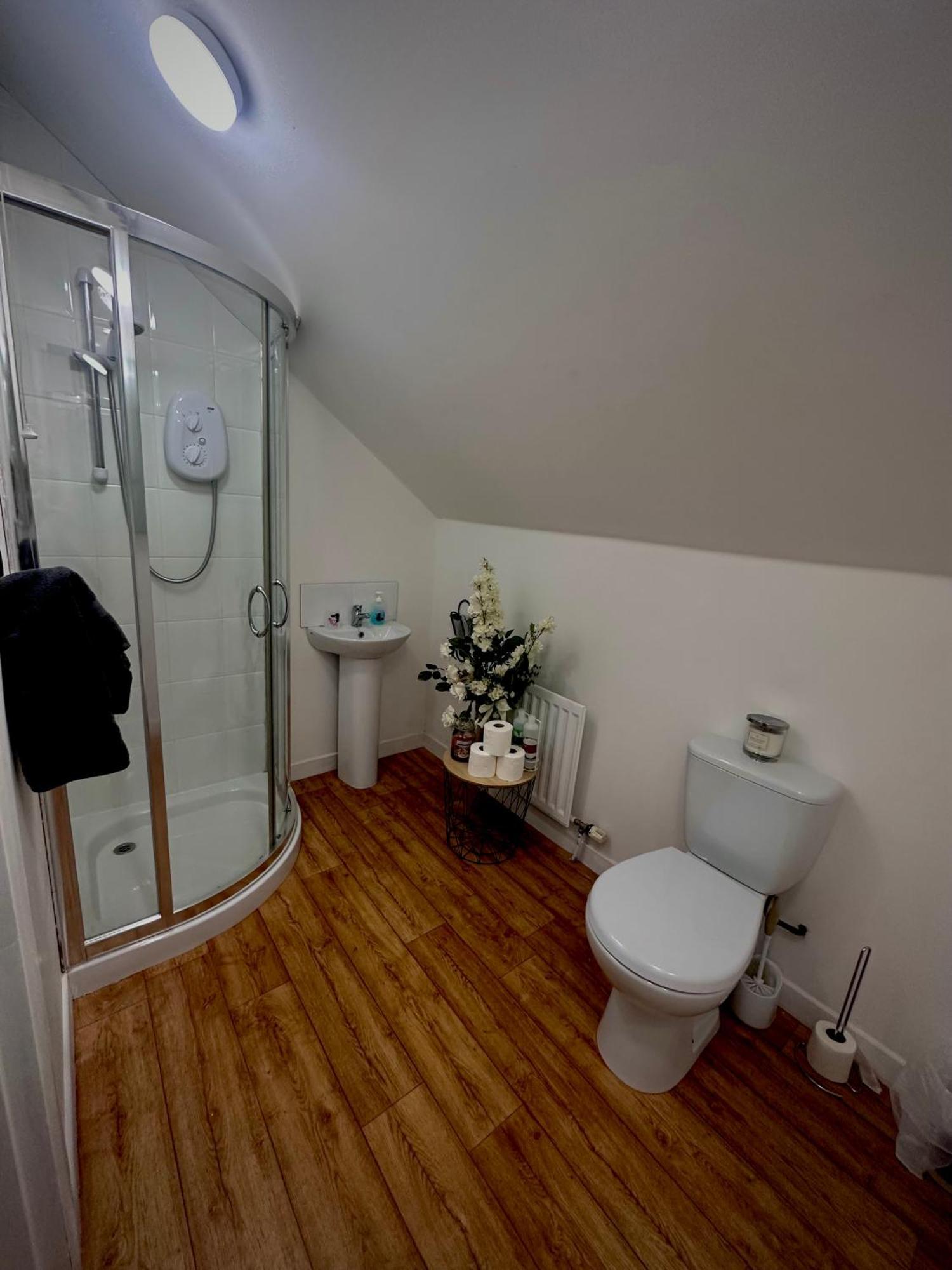 Islay View- Double Bed Apartment